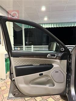 جيب جراند شيروكي